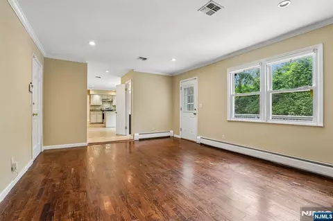 Living - 39 Maple Ave, Demarest, NJ 07627 photo 3 of 6