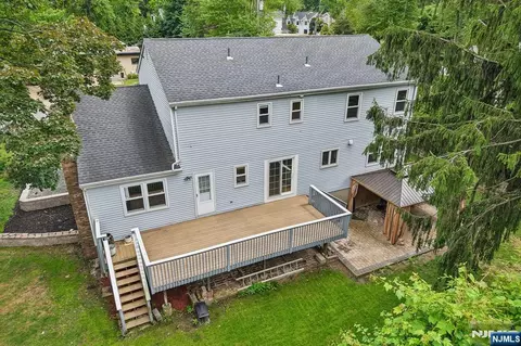 Exterior - 39 Maple Ave, Demarest, NJ 07627 photo 9 of 9
