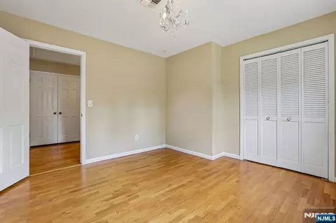 Bedroom - 39 Maple Ave, Demarest, NJ 07627 photo 2 of 5