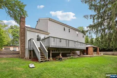 Exterior - 39 Maple Ave, Demarest, NJ 07627 photo 5 of 9
