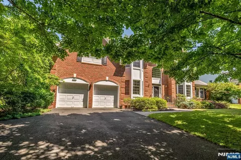 Exterior - 206 Van Buren Dr, Paramus, NJ 07652 photo 2 of 5