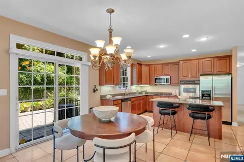 Dining - 206 Van Buren Dr, Paramus, NJ 07652 photo 4 of 4
