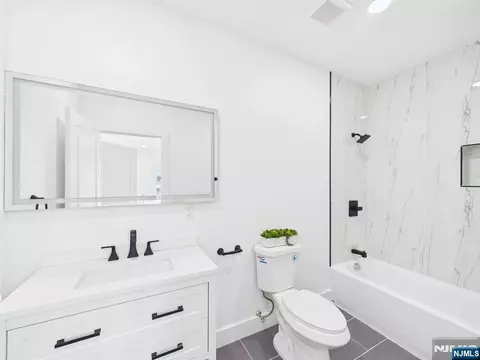 Bath - 64 Graham Pl, Teaneck, NJ 07666 photo 1 of 4