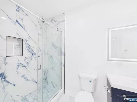 Bath - 64 Graham Pl, Teaneck, NJ 07666 photo 3 of 4