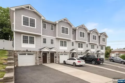 472 Macarthur Ave #5, Garfield, NJ 07026