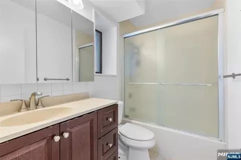 Bath - 235 Prospect Ave #2B, Hackensack, NJ 07601 photo 1 of 2