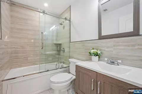 Bath - 109 Prospect St, Paramus, NJ 07652 photo 3 of 3