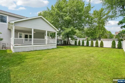 Exterior - 109 Prospect St, Paramus, NJ 07652 photo 7 of 8