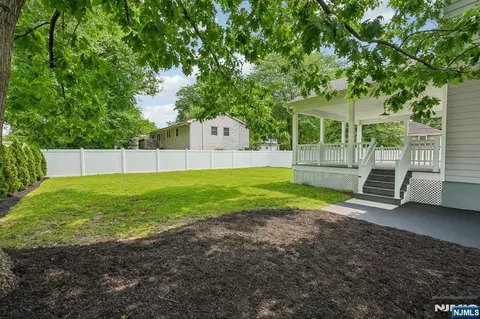 Exterior - 109 Prospect St, Paramus, NJ 07652 photo 8 of 8