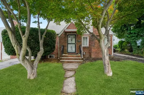 24 Springer St, Belleville, NJ 07109