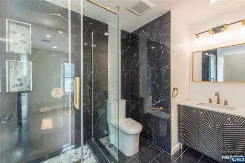 58 Van Duyne Ave, Wayne, NJ 07470 photo 16