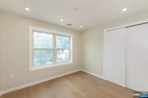 58 Van Duyne Ave, Wayne, NJ 07470 photo 14