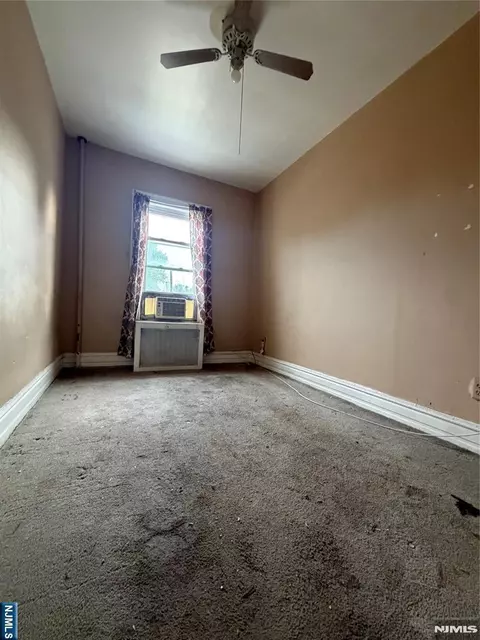 Bedroom - 90 Spring Valley Ave, Hackensack, NJ 07601 photo 1 of 3