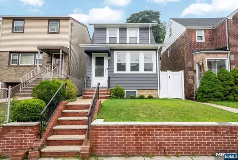 73 Ilford Ave, North Arlington, NJ 07031