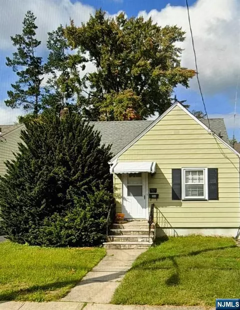 106 Summit Ave, Bloomfield, NJ 07003