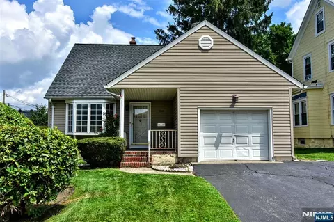 419 Main Ave, Wood Ridge, NJ 07075