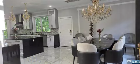 Entry Way - 194 Macdonald Dr, Wayne, NJ 07470 photo 3 of 16
