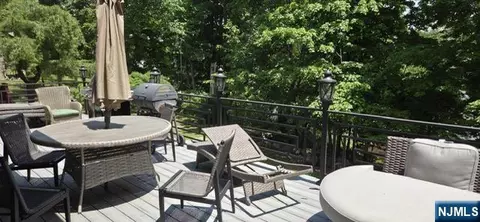 Exterior - 194 Macdonald Dr, Wayne, NJ 07470 photo 4 of 4