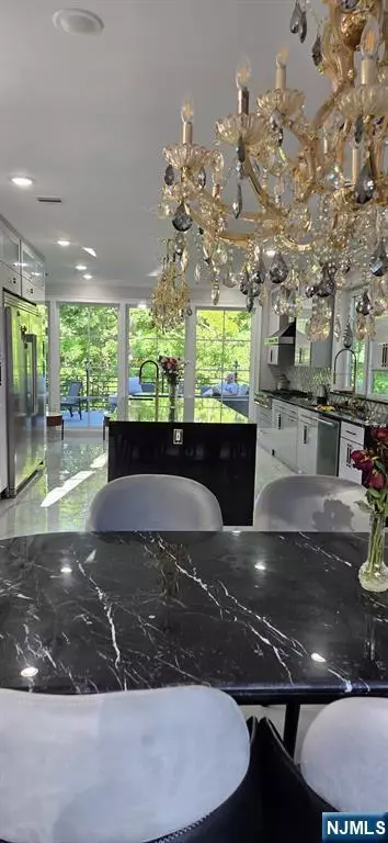 Dining - 194 Macdonald Dr, Wayne, NJ 07470 photo 2 of 2