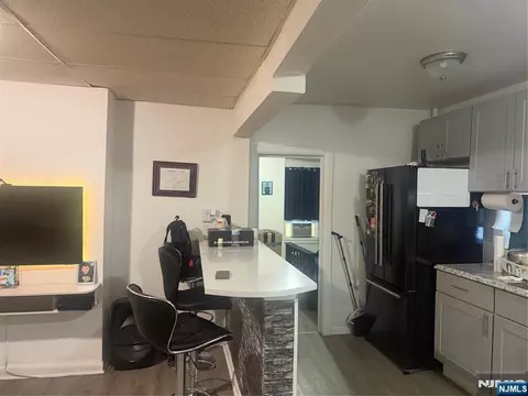 142 Clay St, Hackensack, NJ 07601 photo 9