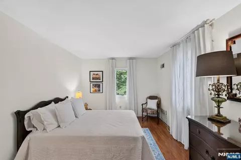 Bedroom - 410 Chestnut St, Paramus, NJ 07652 photo 8 of 11