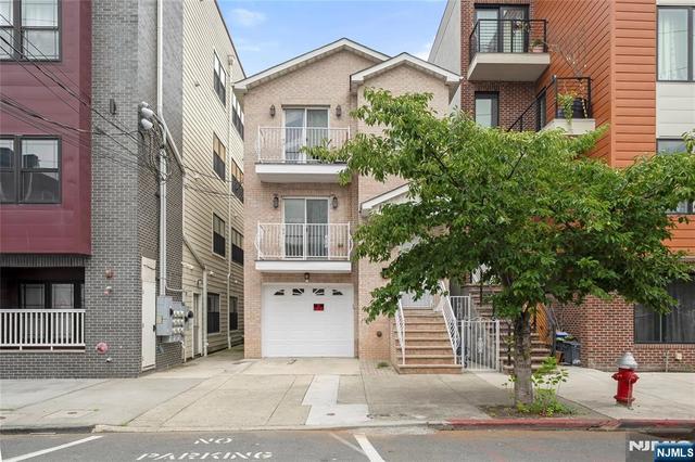 38 Vroom St, Jersey City, NJ 07306
