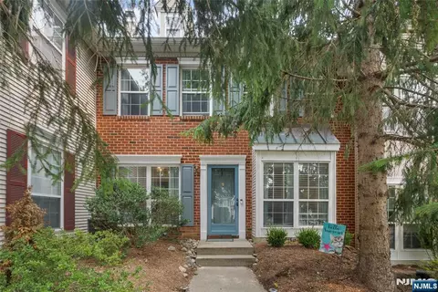 1143 Stafford St, Mahwah, NJ 07430