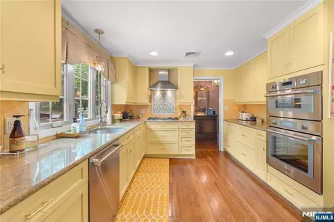 Kitchen - 950 Belvidere, Plainfield, NJ 07060 photo 3 of 4