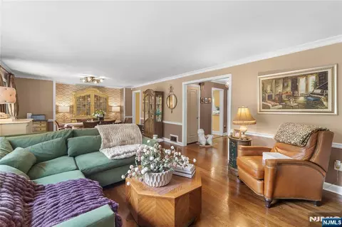 Living - 950 Belvidere, Plainfield, NJ 07060 photo 4 of 5