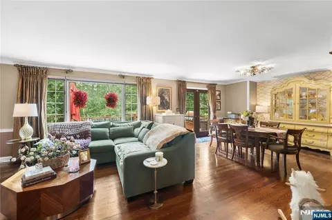 Living - 950 Belvidere, Plainfield, NJ 07060 photo 5 of 5
