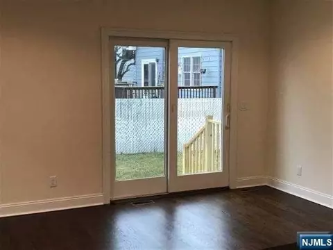 46 Blauvelt Pl, Hackensack, NJ 07601 photo 7