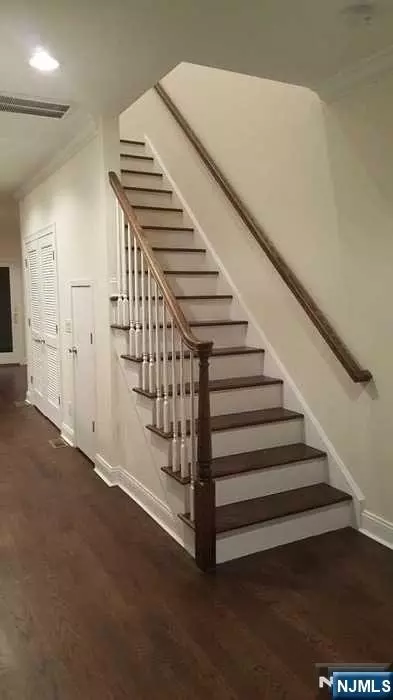 Entry Way - 46 Blauvelt Pl, Hackensack, NJ 07601 photo 3 of 6