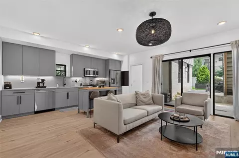 56 Reservoir Ave #1, Jersey City, NJ 07307