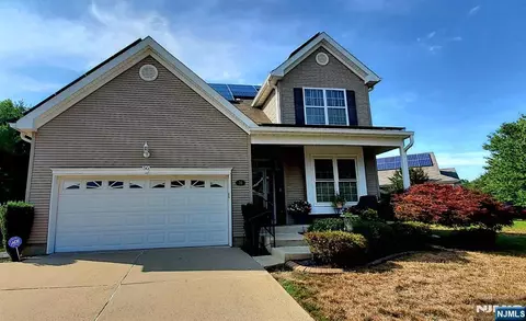 50 Daffodil Dr, Little Egg Harbor, NJ 08087