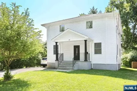 27 West St, Closter, NJ 07624