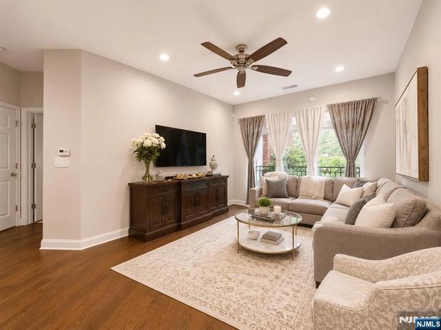 1123 Riverview Ave #123, Englewood, NJ 07631