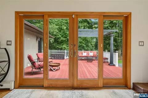 Exterior - 68 Lake St, Saddle River, NJ 07458 photo 3 of 11