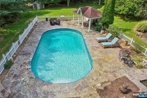 Exterior - 68 Lake St, Saddle River, NJ 07458 photo 10 of 11