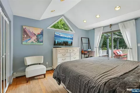Bedroom - 68 Lake St, Saddle River, NJ 07458 photo 1 of 4