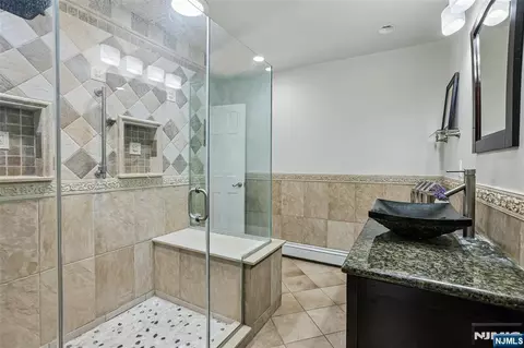 Bath - 68 Lake St, Saddle River, NJ 07458 photo 3 of 4