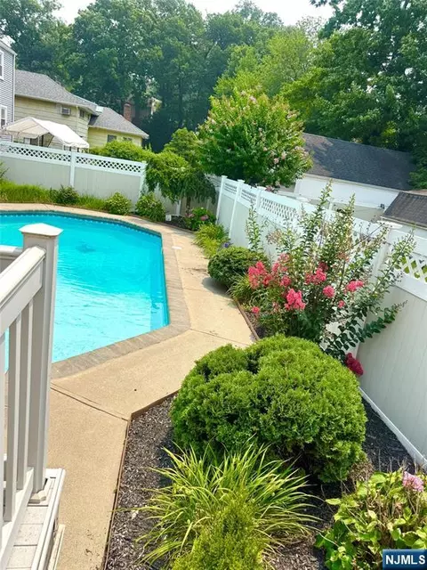 Exterior - 70 Byrne St, Hackensack, NJ 07601 photo 3 of 5