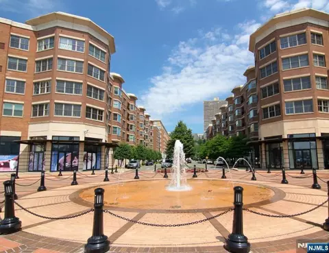 22 Ave At Port Imperial #323, West New York, NJ 07093