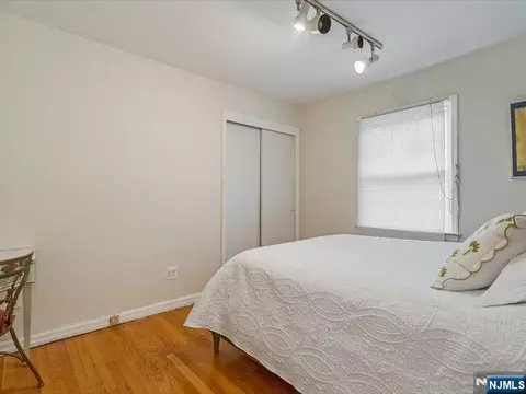 Bedroom - 372 Mckinley Blvd, Paramus, NJ 07652 photo 3 of 6