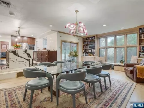 Dining - 372 Mckinley Blvd, Paramus, NJ 07652 photo 1 of 3