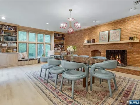 Dining - 372 Mckinley Blvd, Paramus, NJ 07652 photo 2 of 3