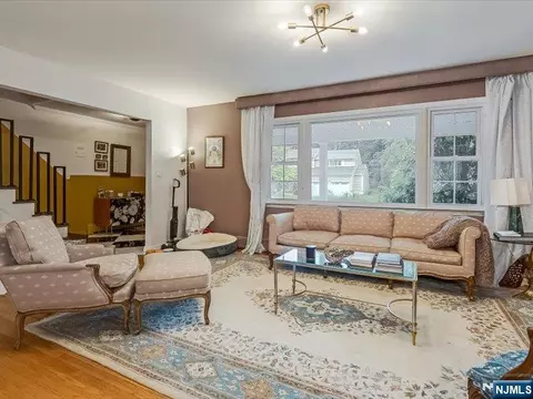Living - 372 Mckinley Blvd, Paramus, NJ 07652 photo 3 of 5