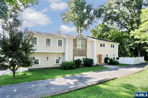 Exterior - 61 Intervale Rd, Boonton, NJ 07005 photo 2 of 10