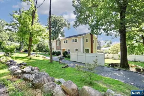Exterior - 61 Intervale Rd, Boonton, NJ 07005 photo 9 of 10