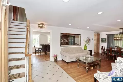 Entry Way - 61 Intervale Rd, Boonton, NJ 07005 photo 1 of 5