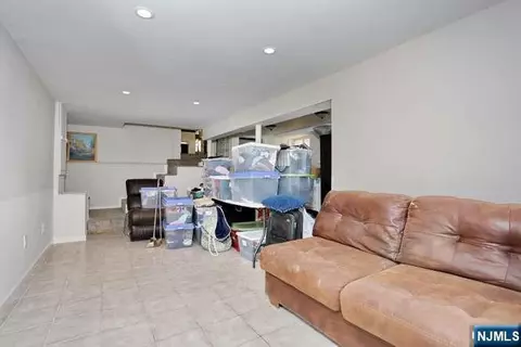 Entry Way - 61 Intervale Rd, Boonton, NJ 07005 photo 4 of 5